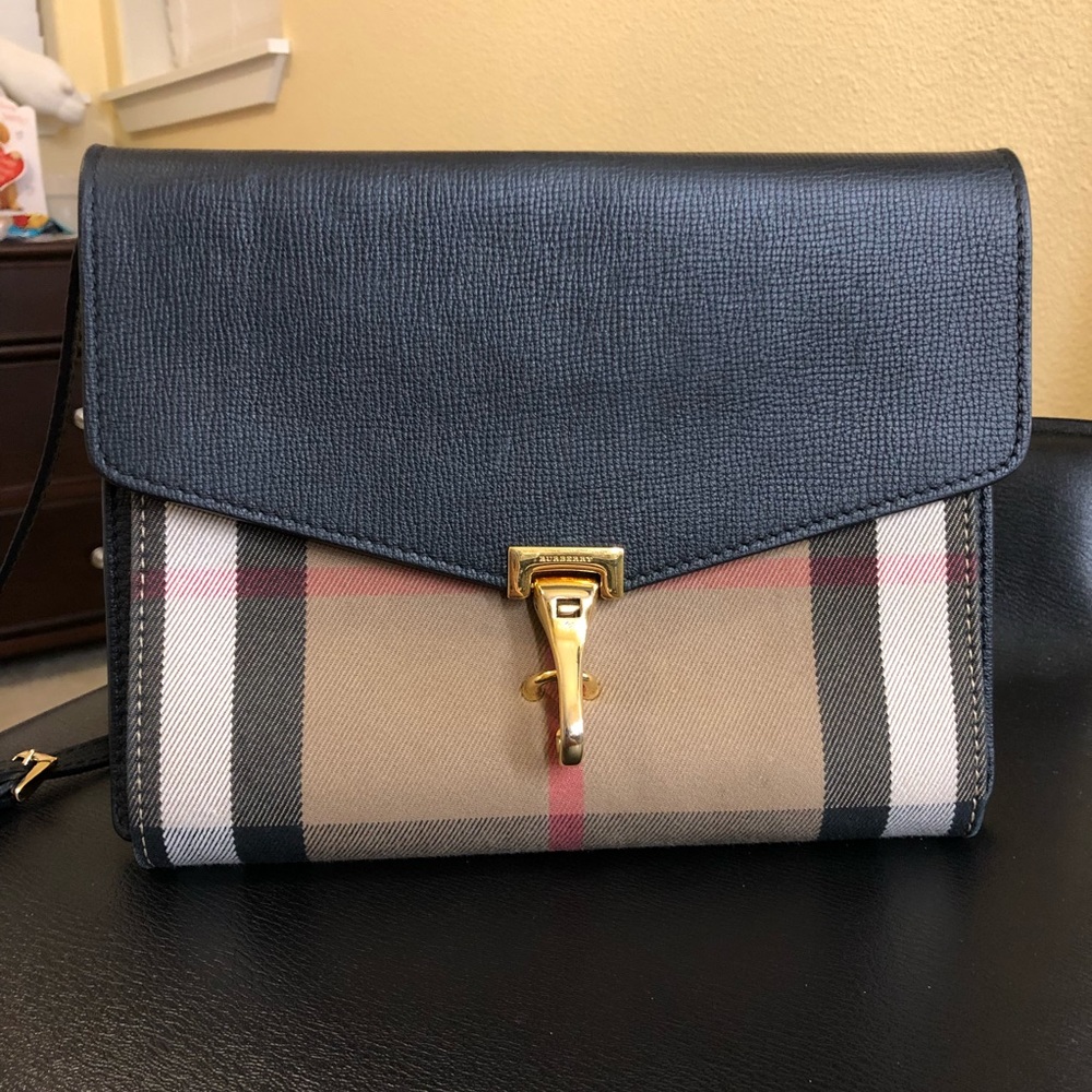 Burberry Maken Crossbody Purse
